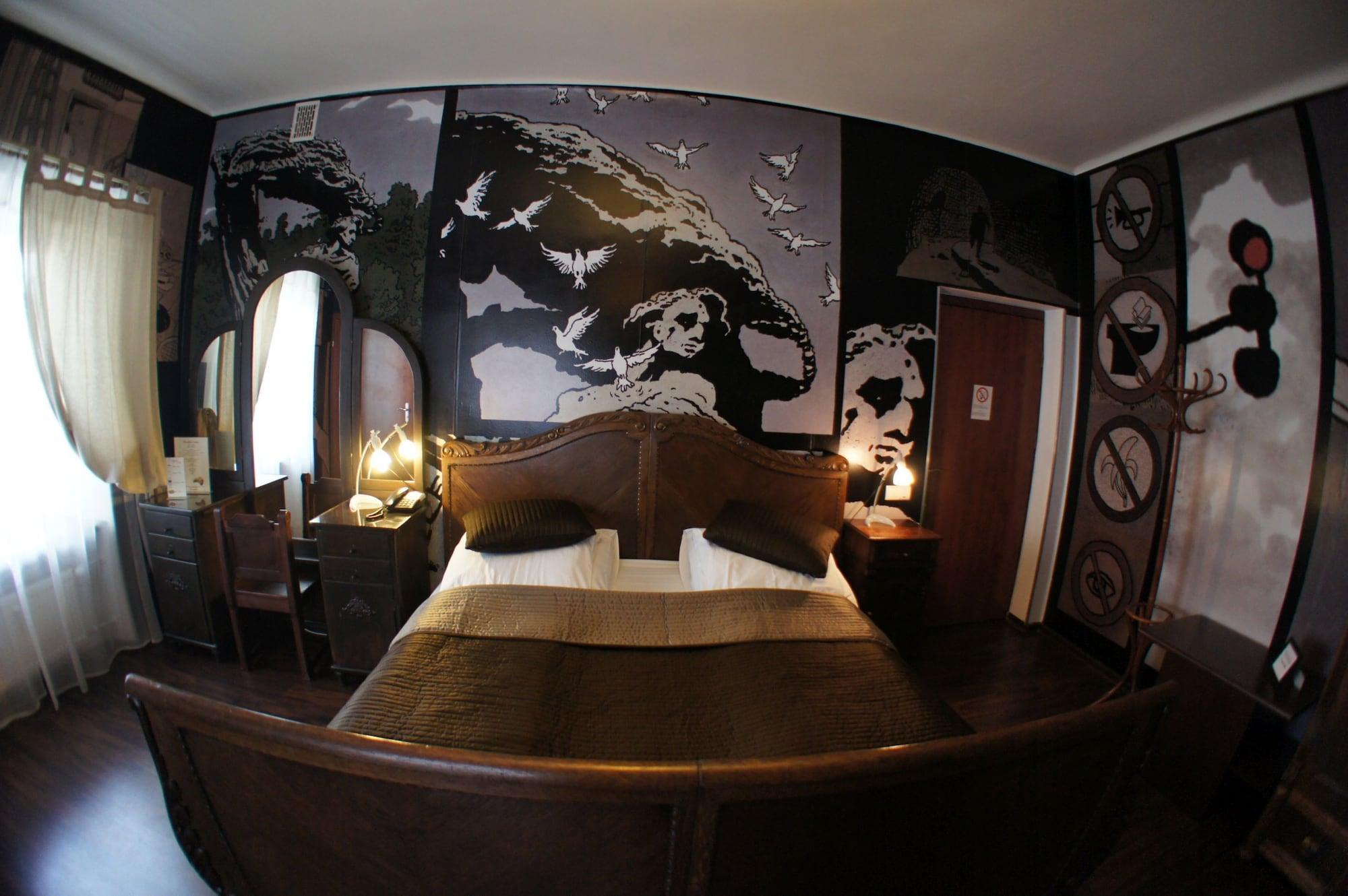 Castle Inn Warsaw Exterior photo